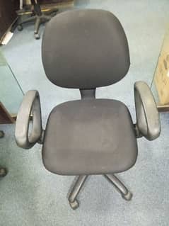 Computer Chairs (Good Condition)