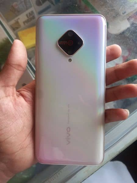 VIVO S1 PRO 2