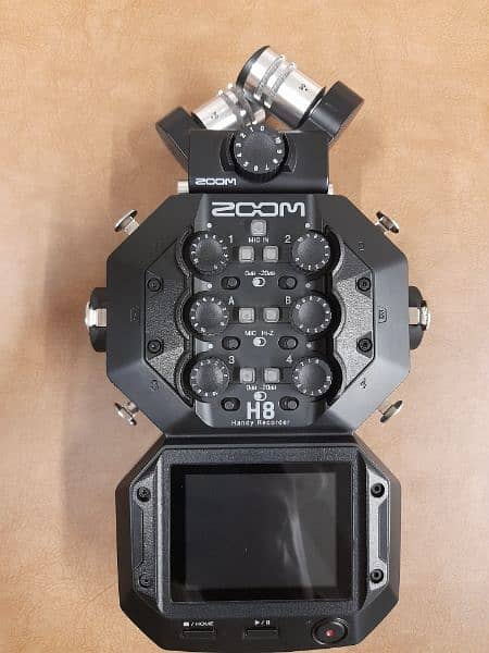 zoom H8 Handy Recorder 7