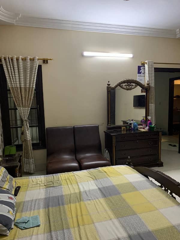 Portion 270 sq. yrd 2nd floor Fully furnished 3 bed d d tiles flooring North Nazimabad block N 0