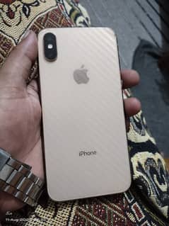 iphone xs pta approved [64][minor back crack] 0