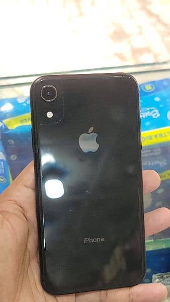 iphone xr 128 gb jv in Good Condition 0