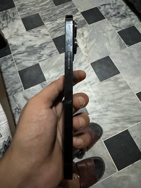 i phone 14 pro max LLA model pta aprove 1