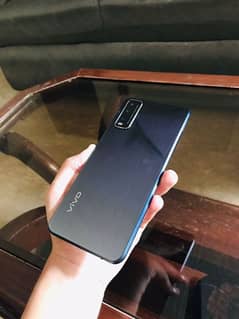 Vivo y20 good condition full box with original charger no fault