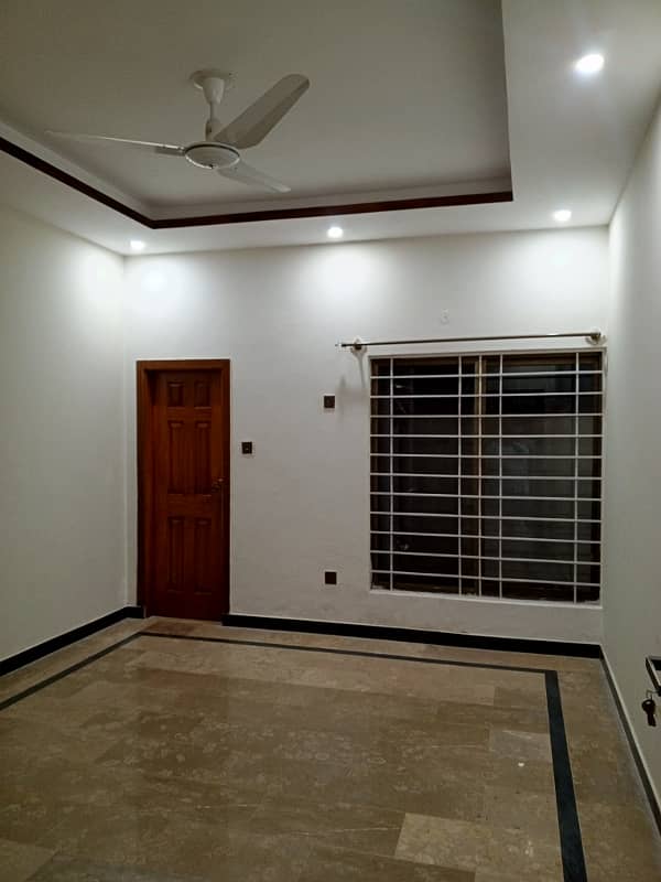 5 Marla 1.5 Store House Rail View Housing Society Near to Gulzar e Qaid Old Airport Link Road 13