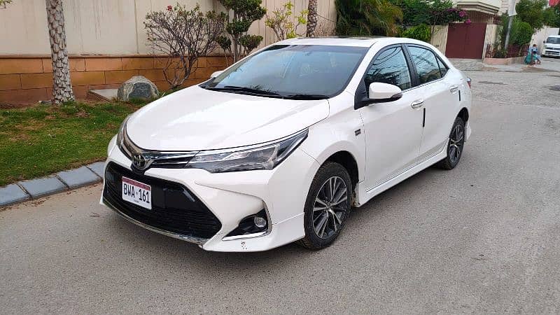 Toyota Altis Grande 2022 1