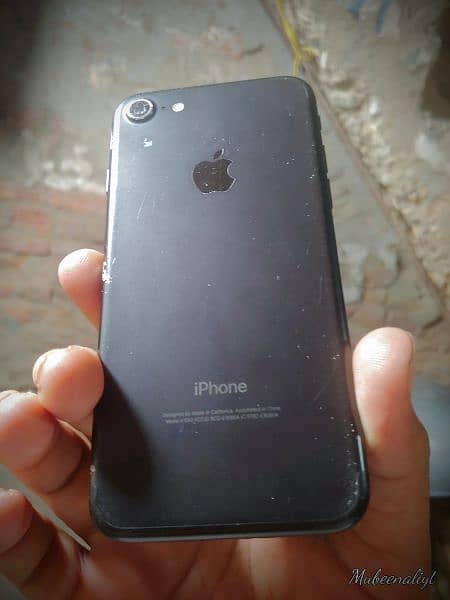 iphone 7 onwer locked 9