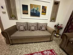 I am selling Sofa set