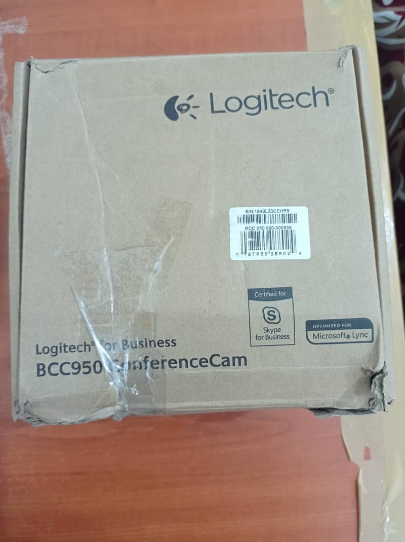 Logi Tech Camera with Speaker 7