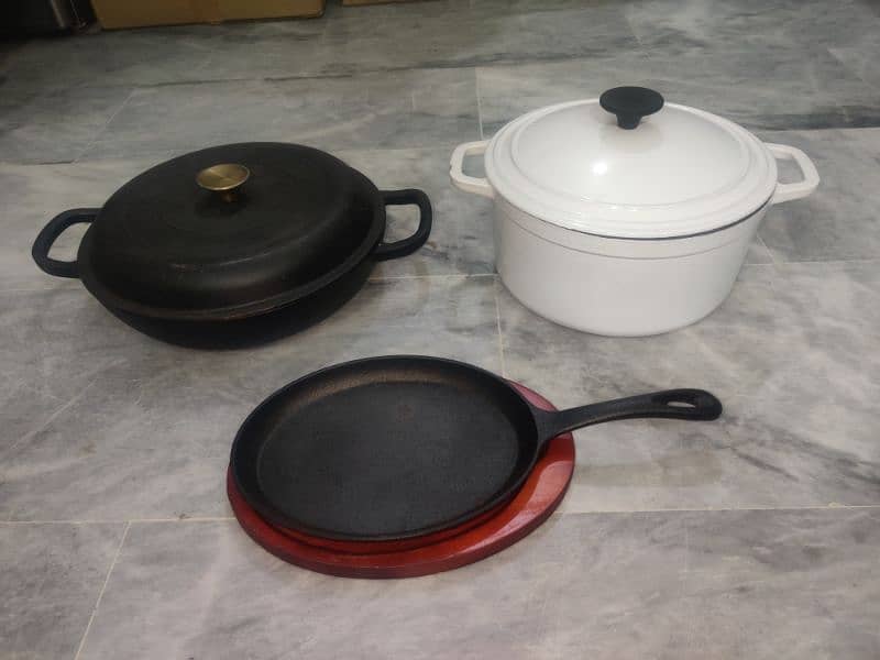 CASTLE IRON, HANDI FRIPAN, SERVING PAN 0