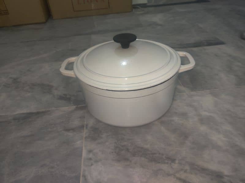 CASTLE IRON, HANDI FRIPAN, SERVING PAN 2