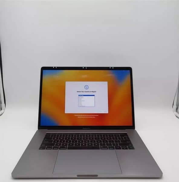 Macbook Pro Mid 2017 8