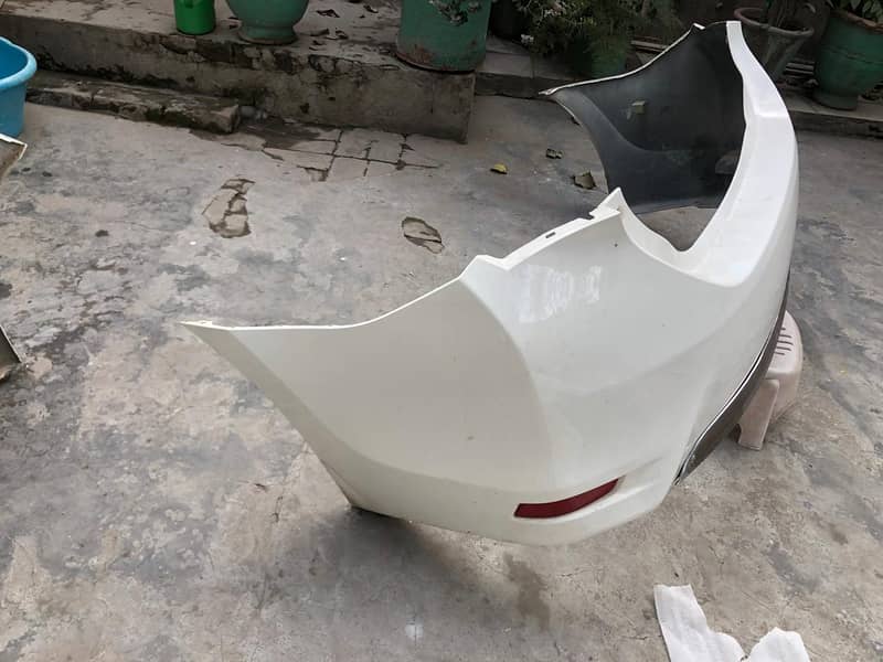 toyota grande 2018 bumper for sale 3