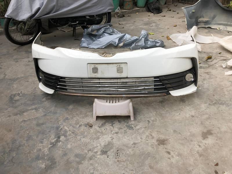 toyota grande 2018 bumper for sale 7