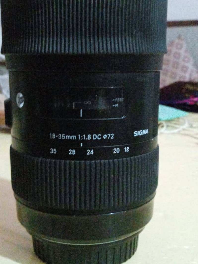 Sigma 18-35 1.8 DC for canon with box 3