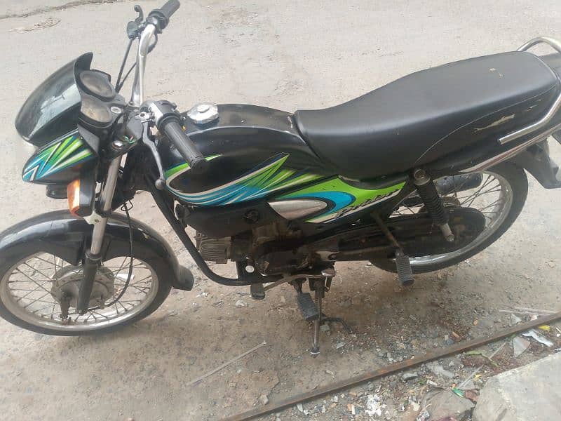 Honda CD100 2