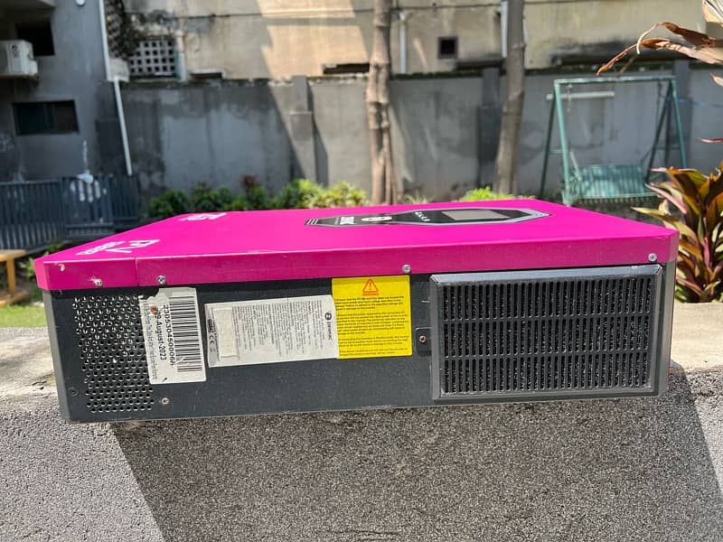 Ziewnic hybrid Solar inverter 10.5 Kilowatt PV13000 for Sale 6