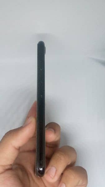 iphone 7 for sale sim bypass (urgent) 4