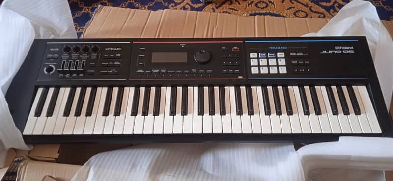 piano JUNO-DS61 1