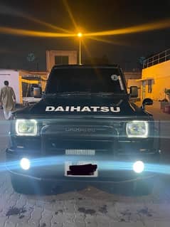 Daihatsu Rocky 1990