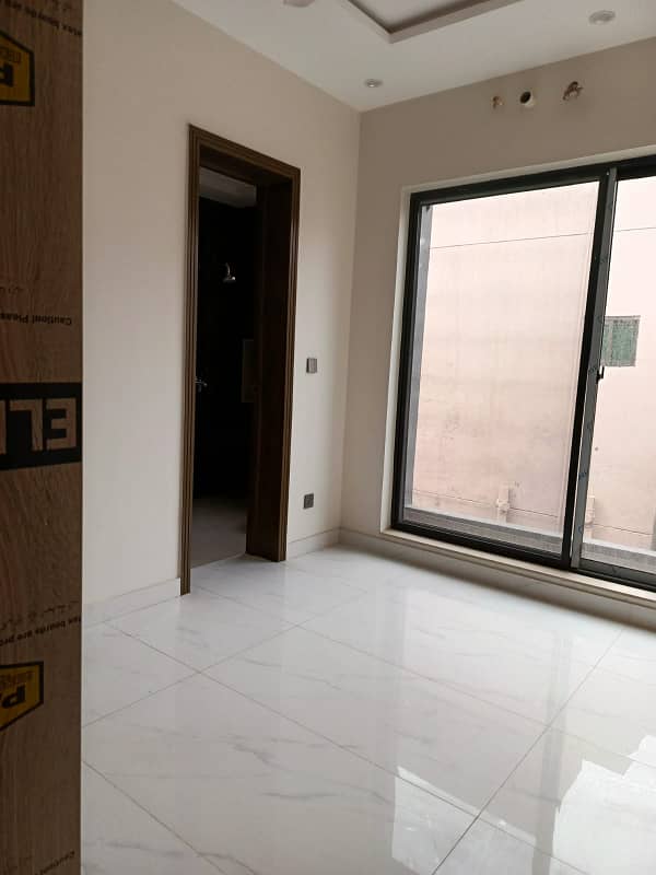 4 Bed 10 Marla Double Unit House For Rent In DHA Phase 1 Lahore 4