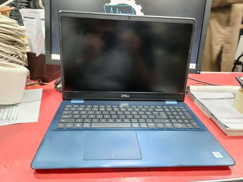 Dell Laptop 8GB 256Gb 2GB Graphics 4