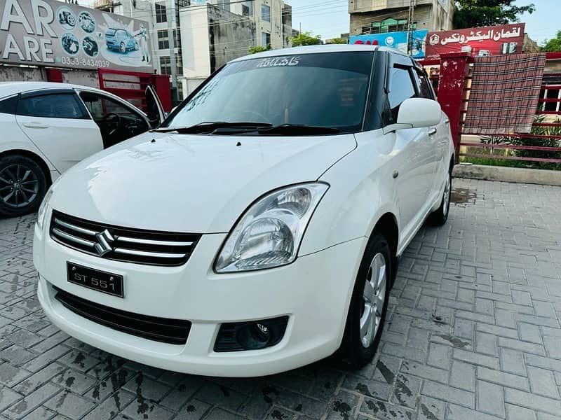 Suzuki Swift DLX 2011 0