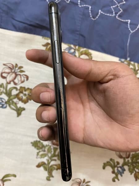 Iphone 11 pro non pta 81% BH Exchange Possible with Iphone 12 1