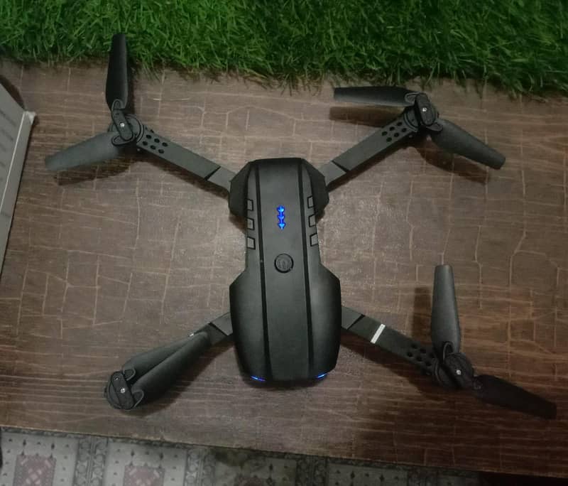 E99 PRO Drone 2