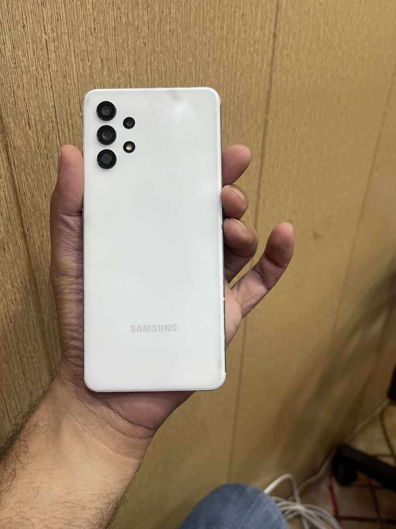 Samsang Galaxy A32 6gb/128gb White color 3