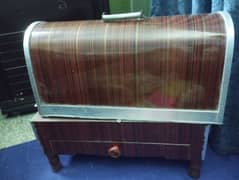 sewing machine with case box