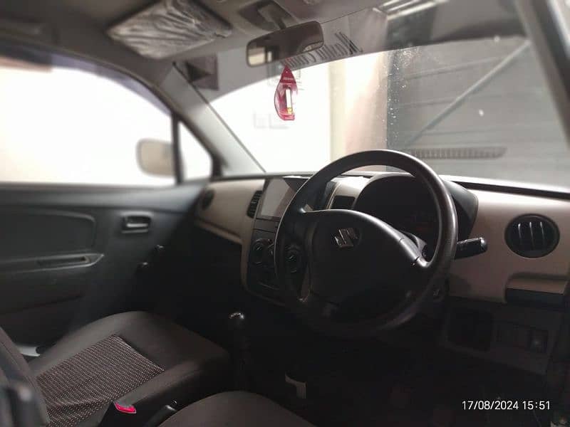 Suzuki Wagon R 2022 URGENT SALE 12