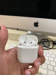 Apple airpods 1st generation in used brand new condition 0