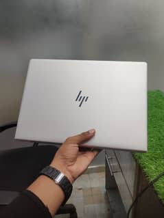 Laptop 0