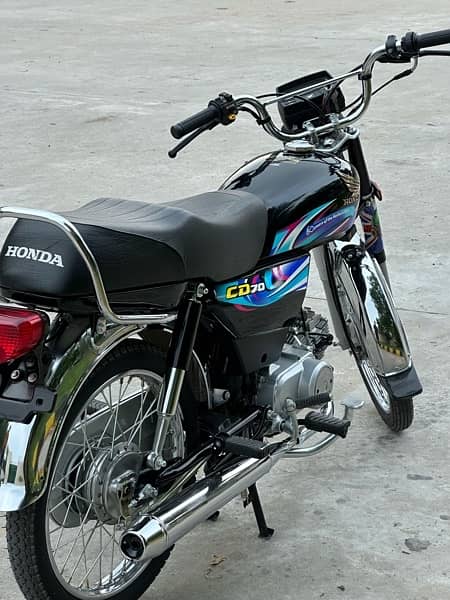 Honda Cd 70 Applied for 4