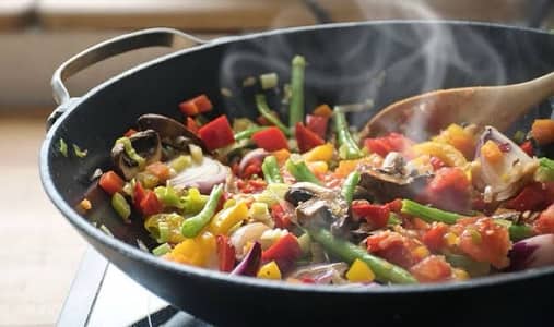 EXPERIENCED FEMALE COOK FOR HOME IN DHA LHR