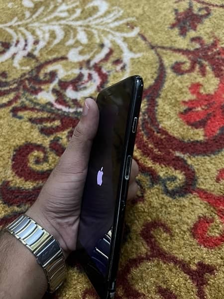 Iphone 7plus PTA approved 128 gb jet black 1