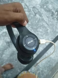 wireless headphone Bluetooth