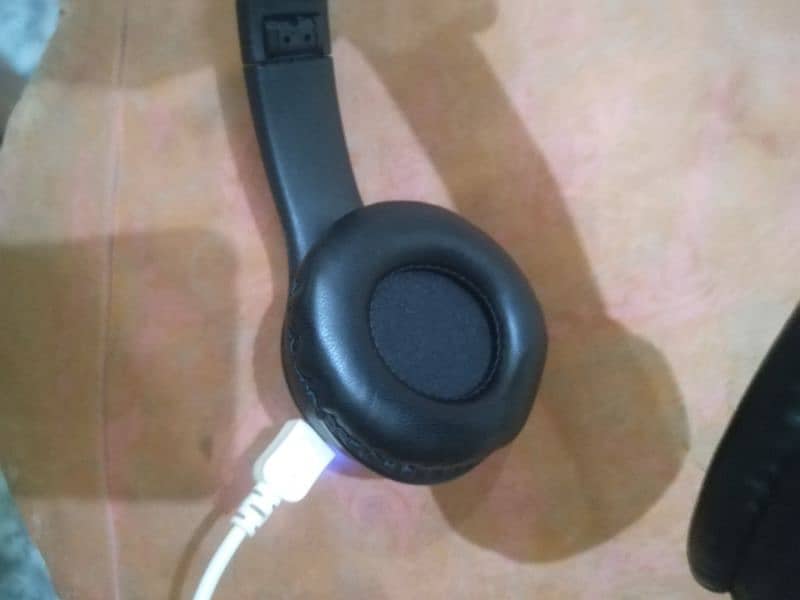 wireless headphone Bluetooth 3