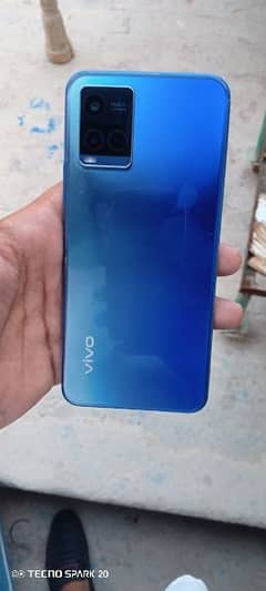 vivo y,21