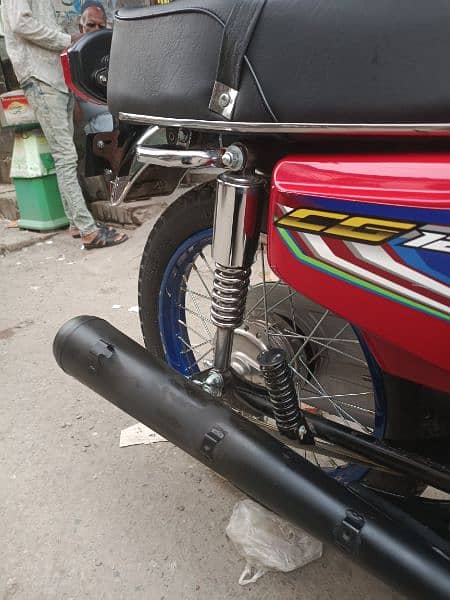 Honda 125 New Baik 03227772833 is nambar par cll kary 9