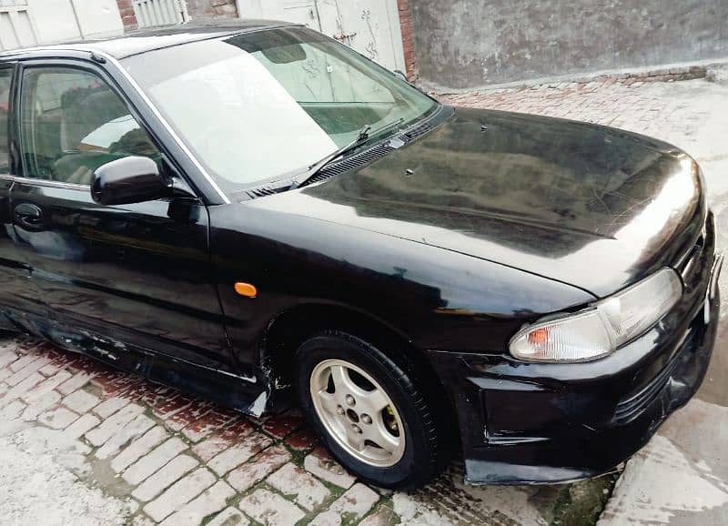 Mitsubishi Lancer 1993 6