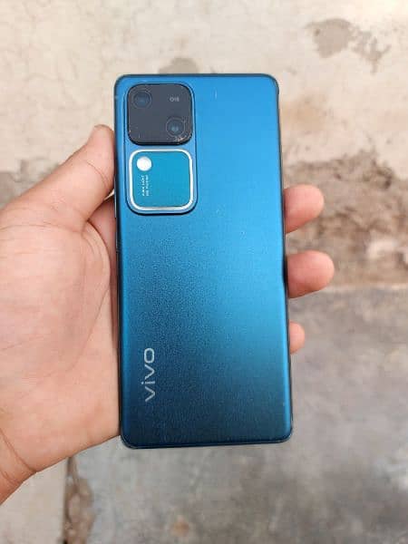 Vivo v30 6