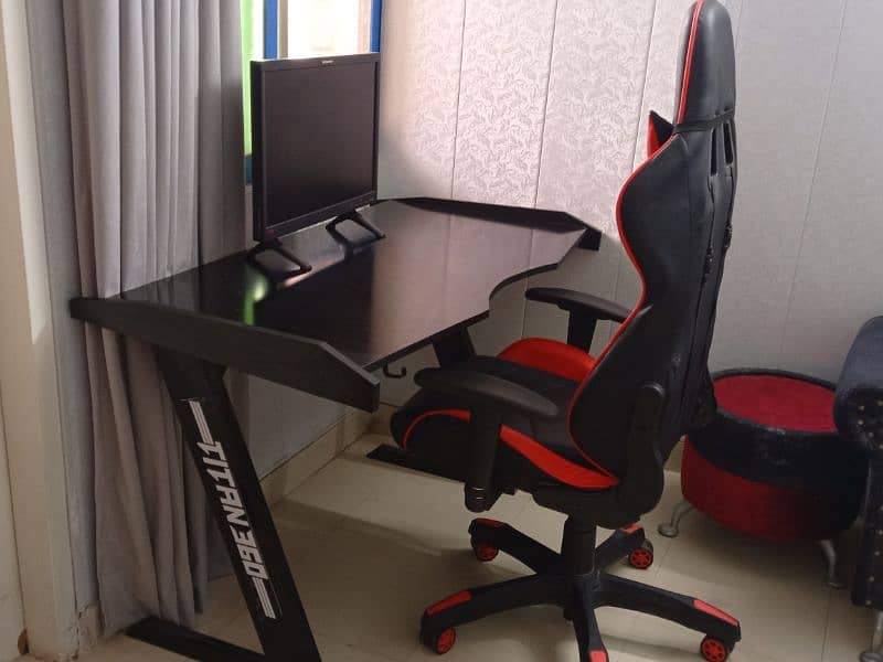 Gaming Table And Gaming Chair 2