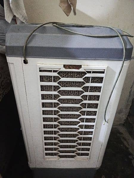 ROOM AIR COOLER 4