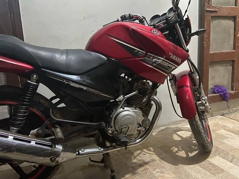 YAMAHA YBR 125cc 2016 urgent sale 2