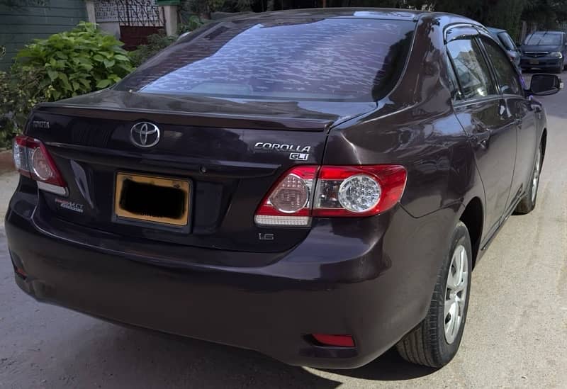 Toyota Corolla GLI 2013 3