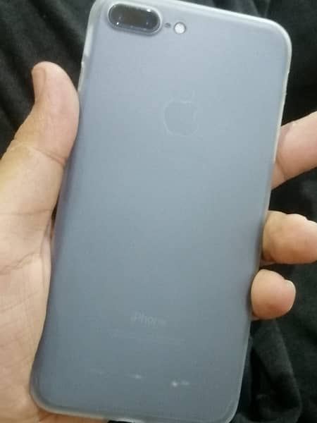 iphone 7 plus Pta approve 128 gb black color 0