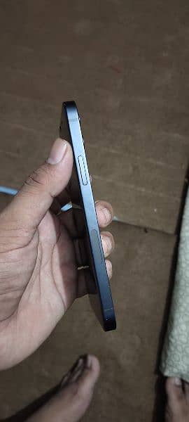 iphone 12 (64GB) 9/10 condition non PTA 1