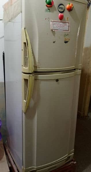 PEL REFRIGERATOR /Frig 4